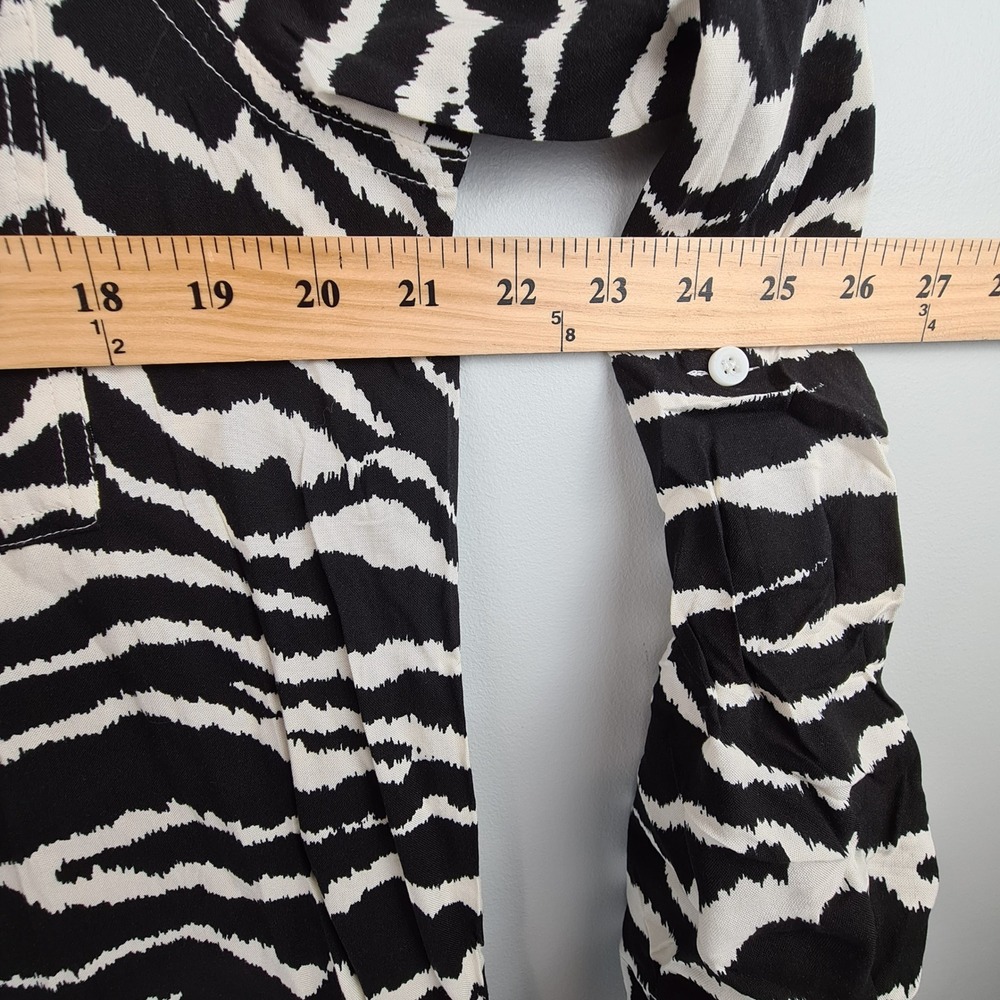 Casa Cabana Zebra Print Button Down Shirt XL Black White Rayon Roll Tab Sleeve - Picture 6 of 9
